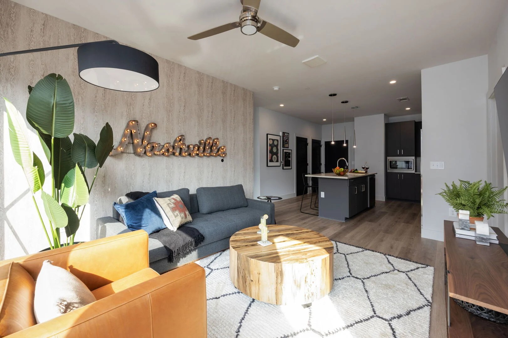 303 31st Ave, N Unit: 303