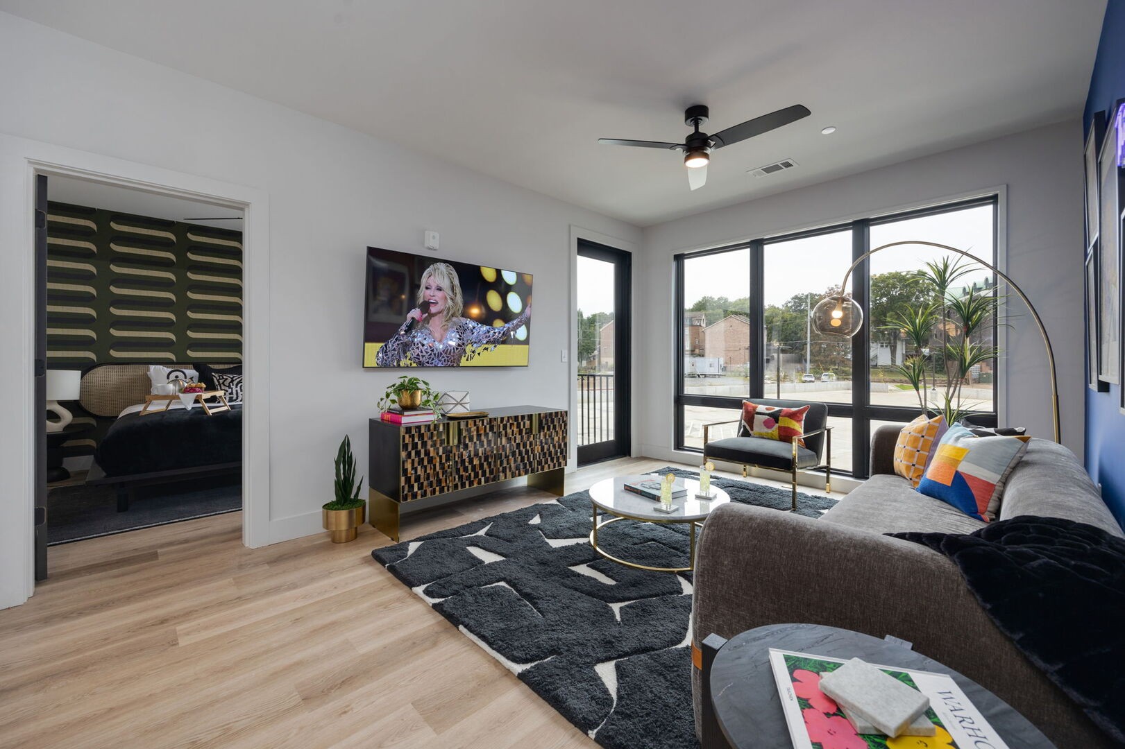 303 31st Ave, N Unit: 406