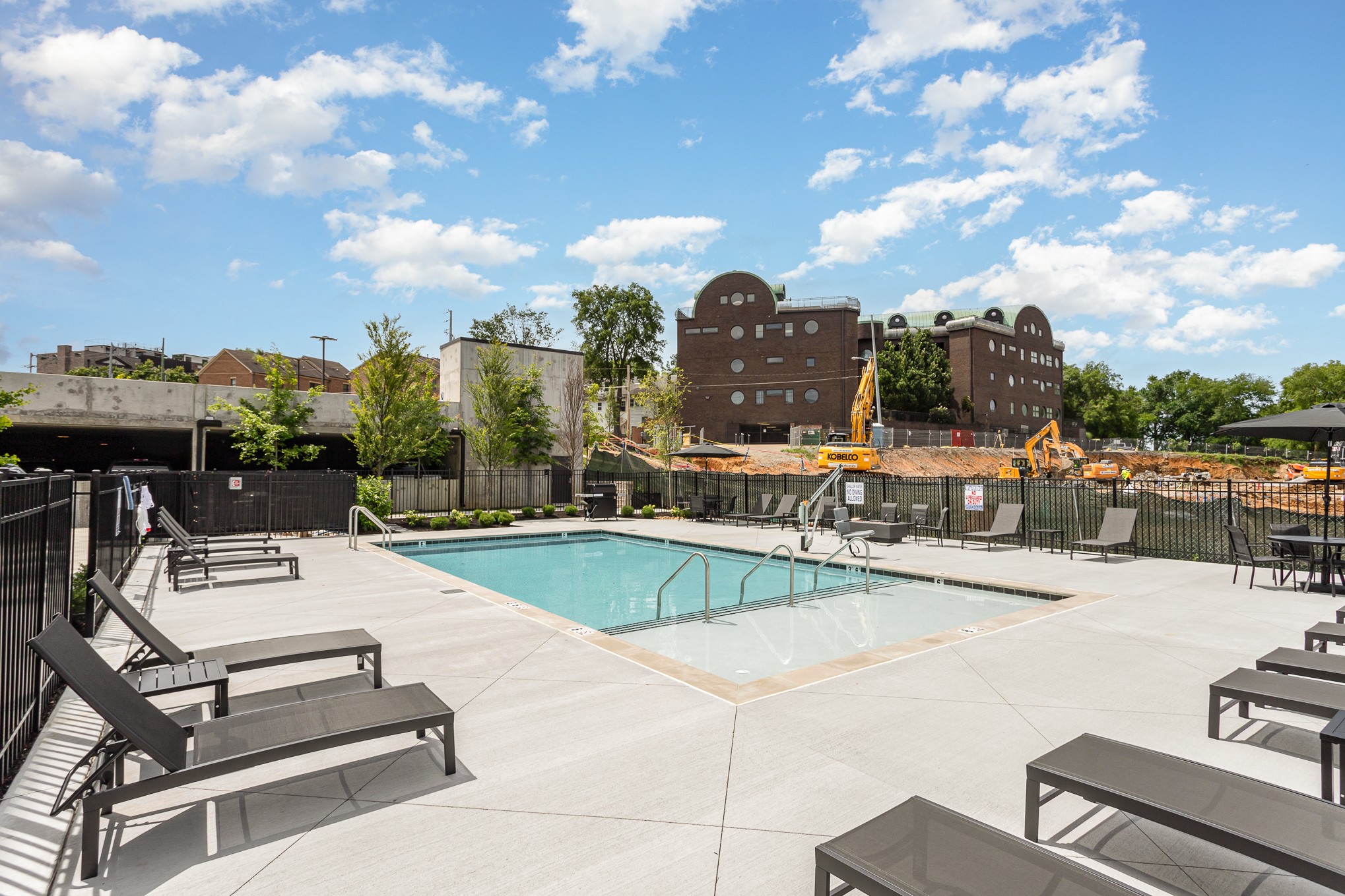 303 31st Ave, N Unit: 413