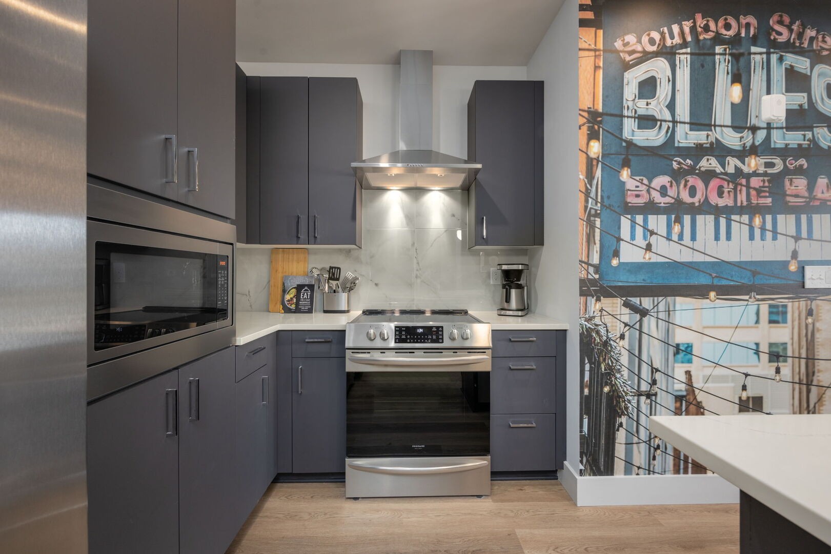 303 31st Ave, N Unit: 413