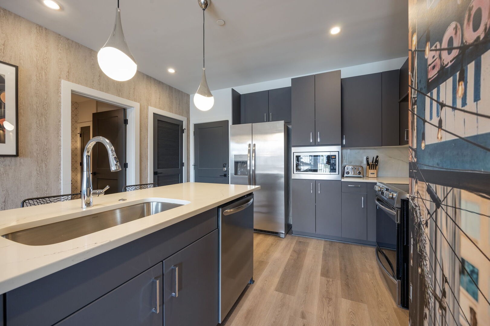 303 31st Ave, N Unit: 413