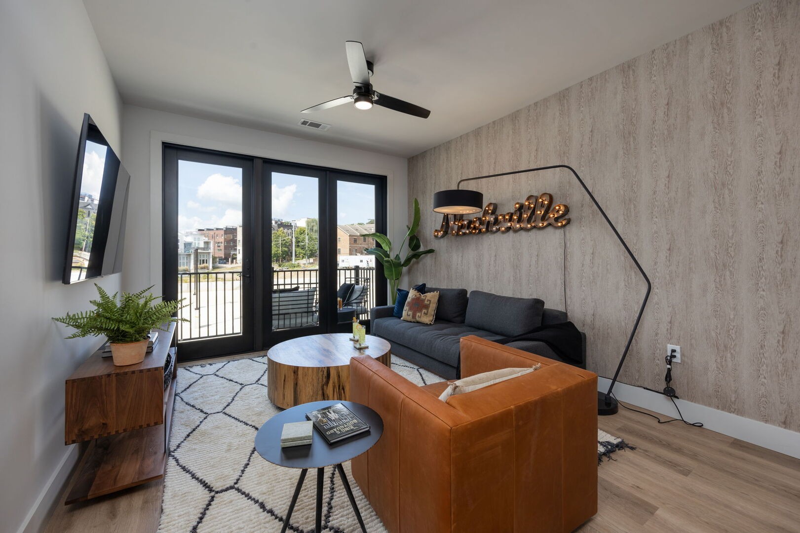 303 31st Ave, N Unit: 413
