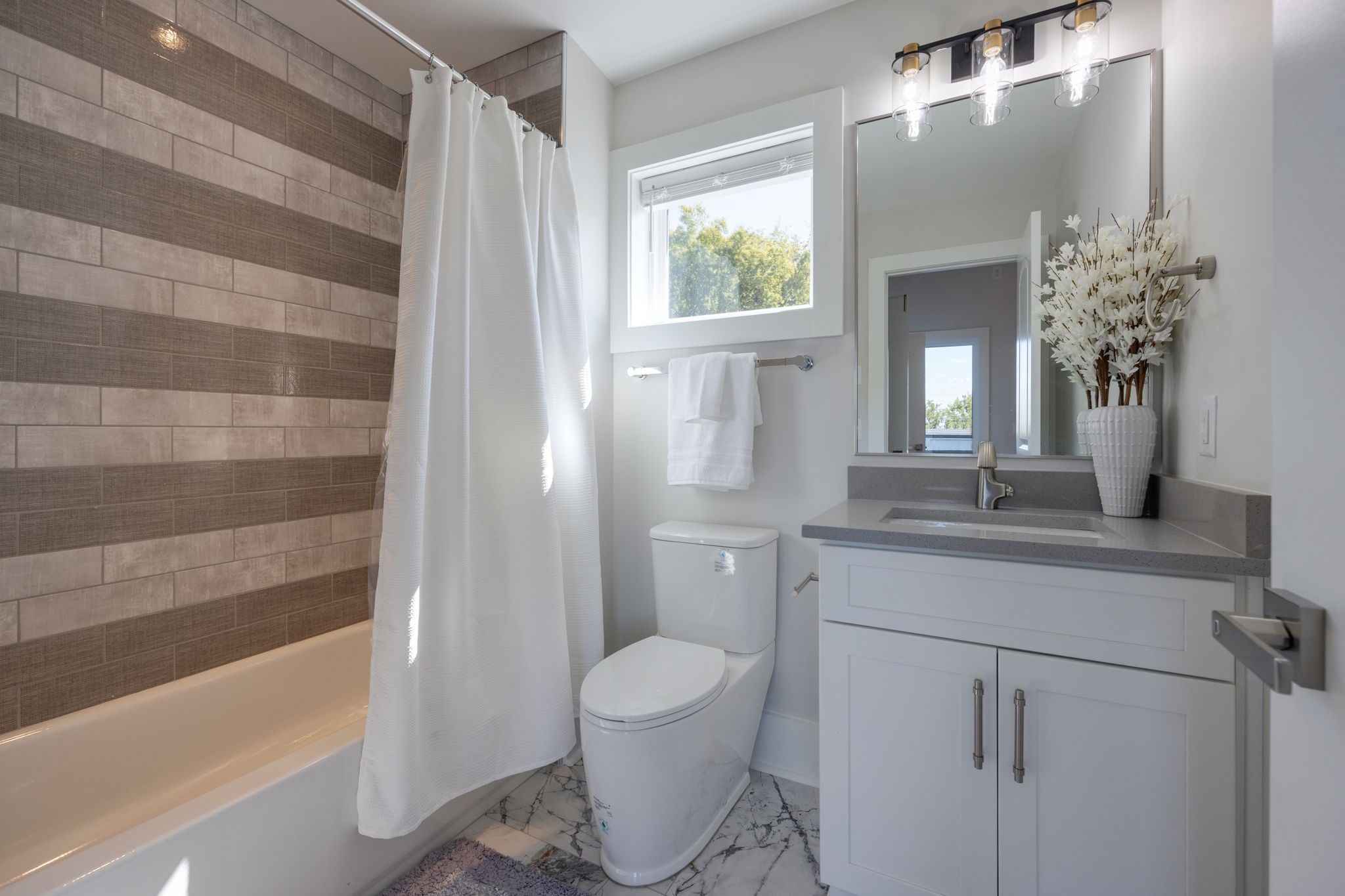 521 Camden Dr Unit: A