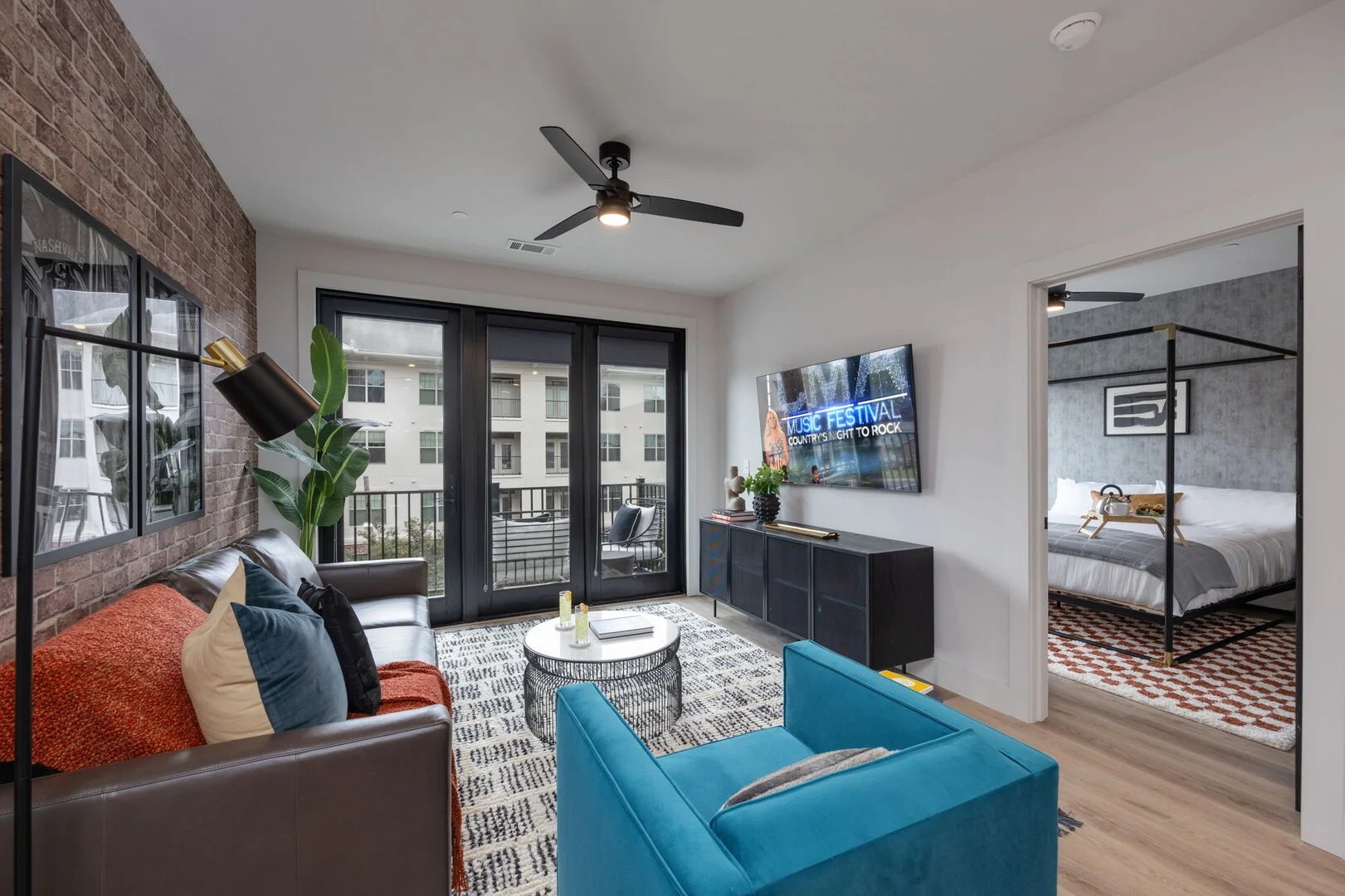 303 31st Ave, N Unit: 305