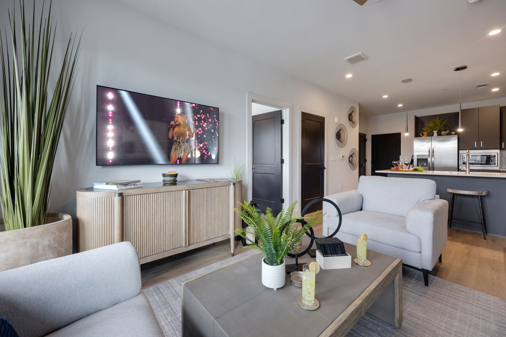 303 31st Ave, N Unit: 515