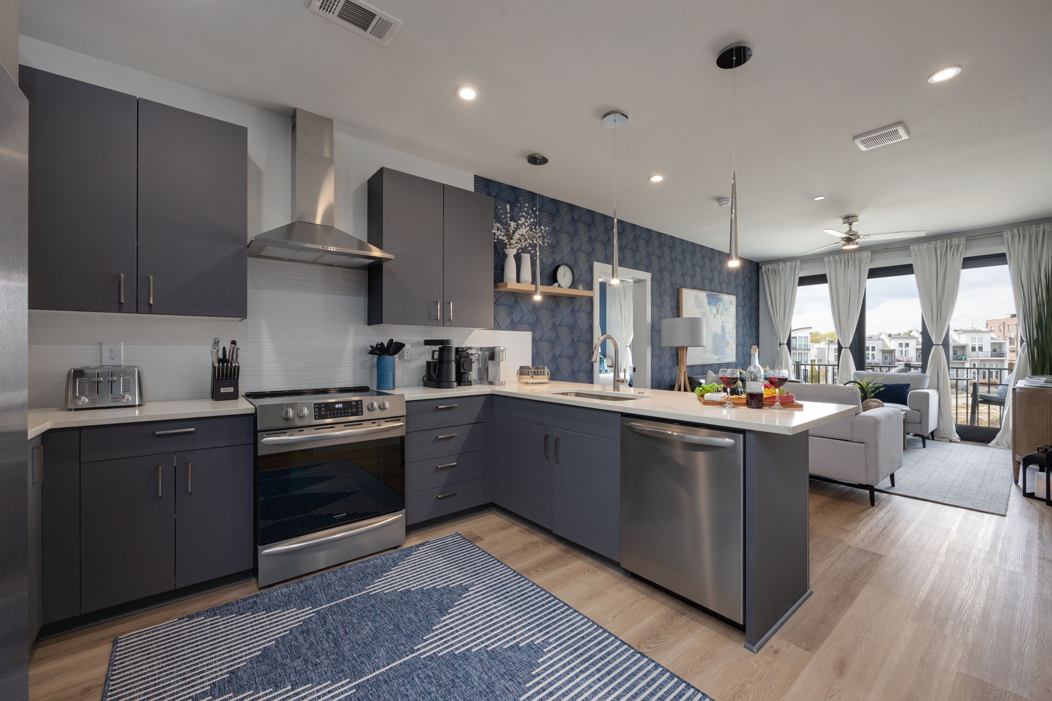 303 31st Ave, N Unit: 515