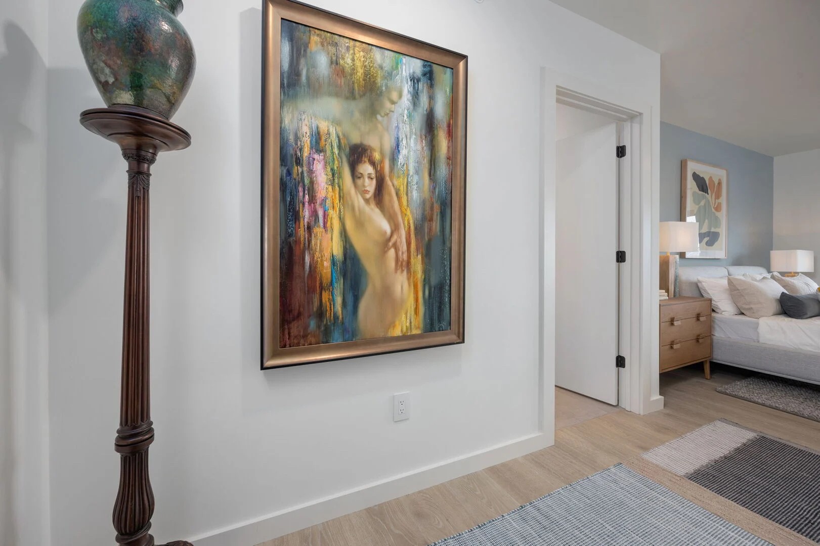 635 7th Ave, S Unit: 611