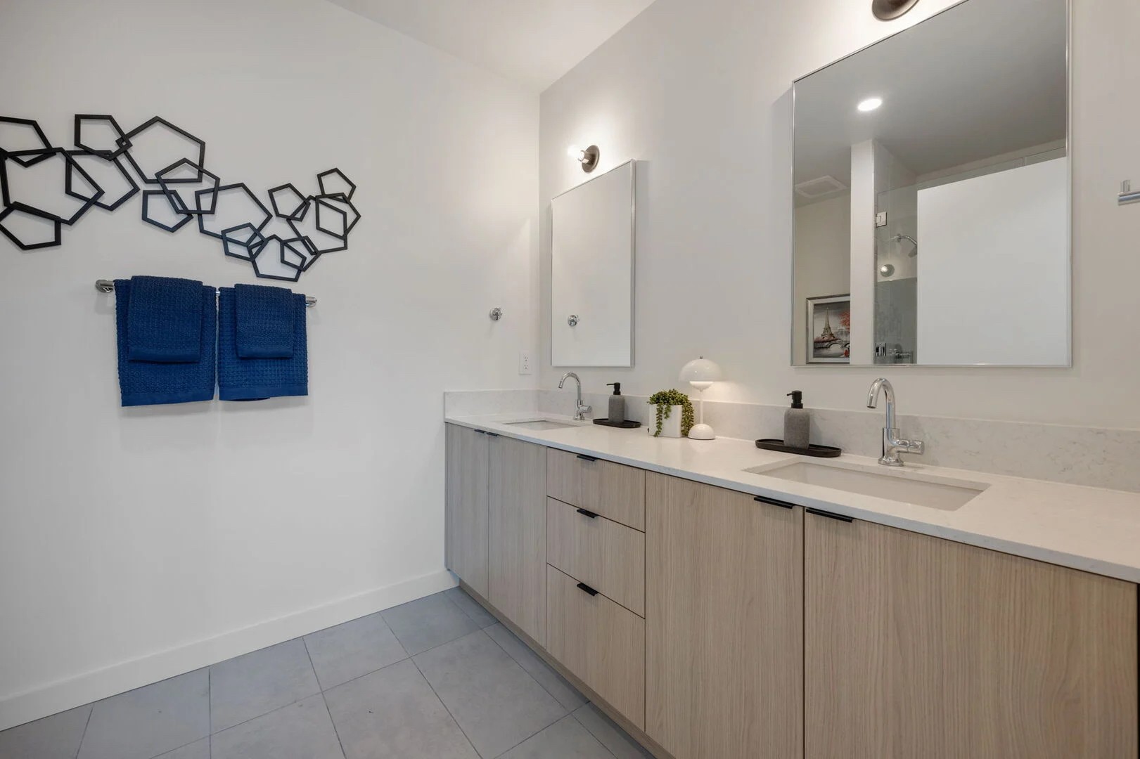 635 7th Ave, S Unit: 611