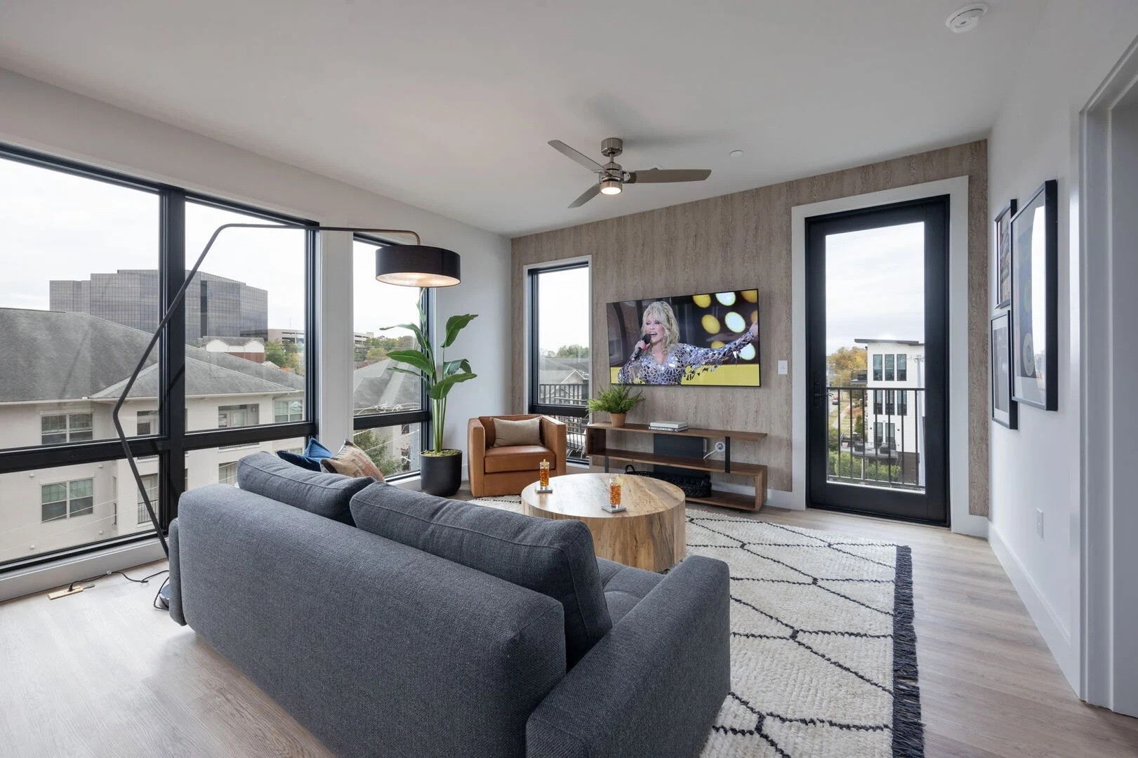 303 31st Ave, N Unit: 501