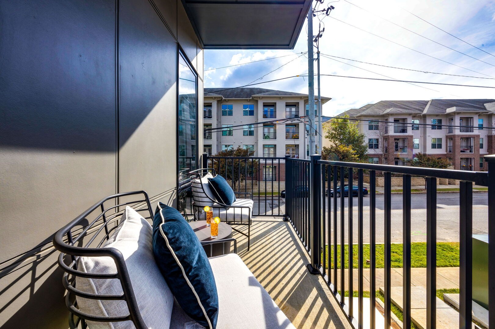 303 31st Ave, N Unit: 201