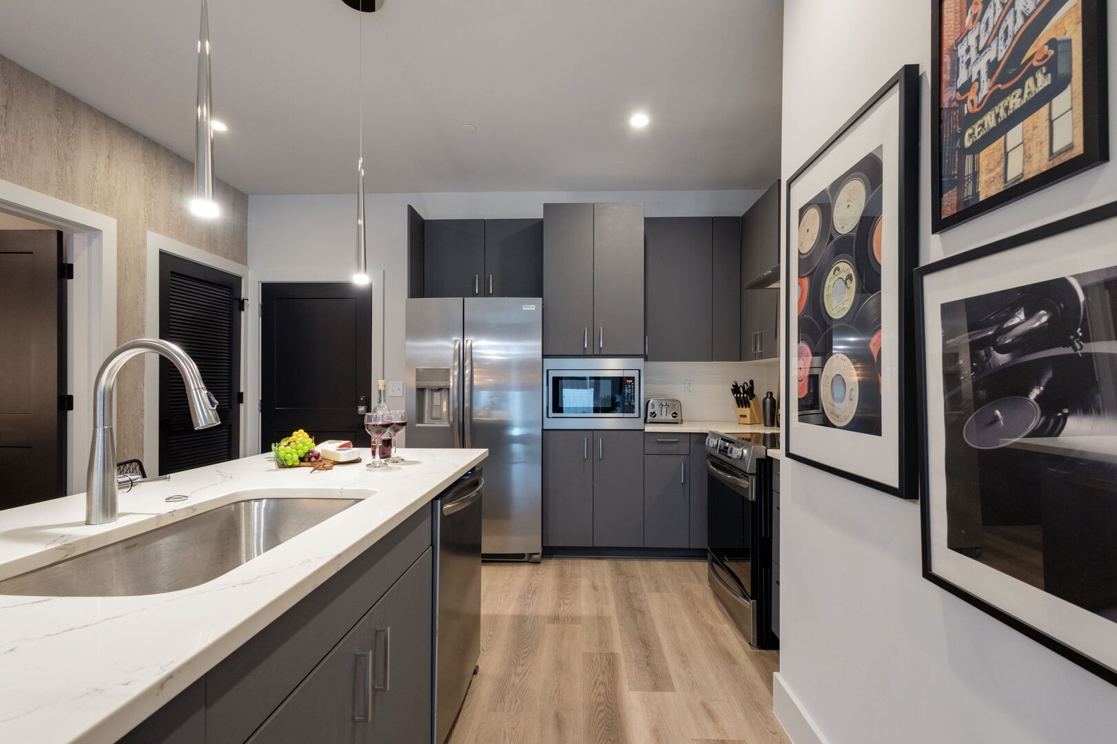 303 31st Ave, N Unit: 213