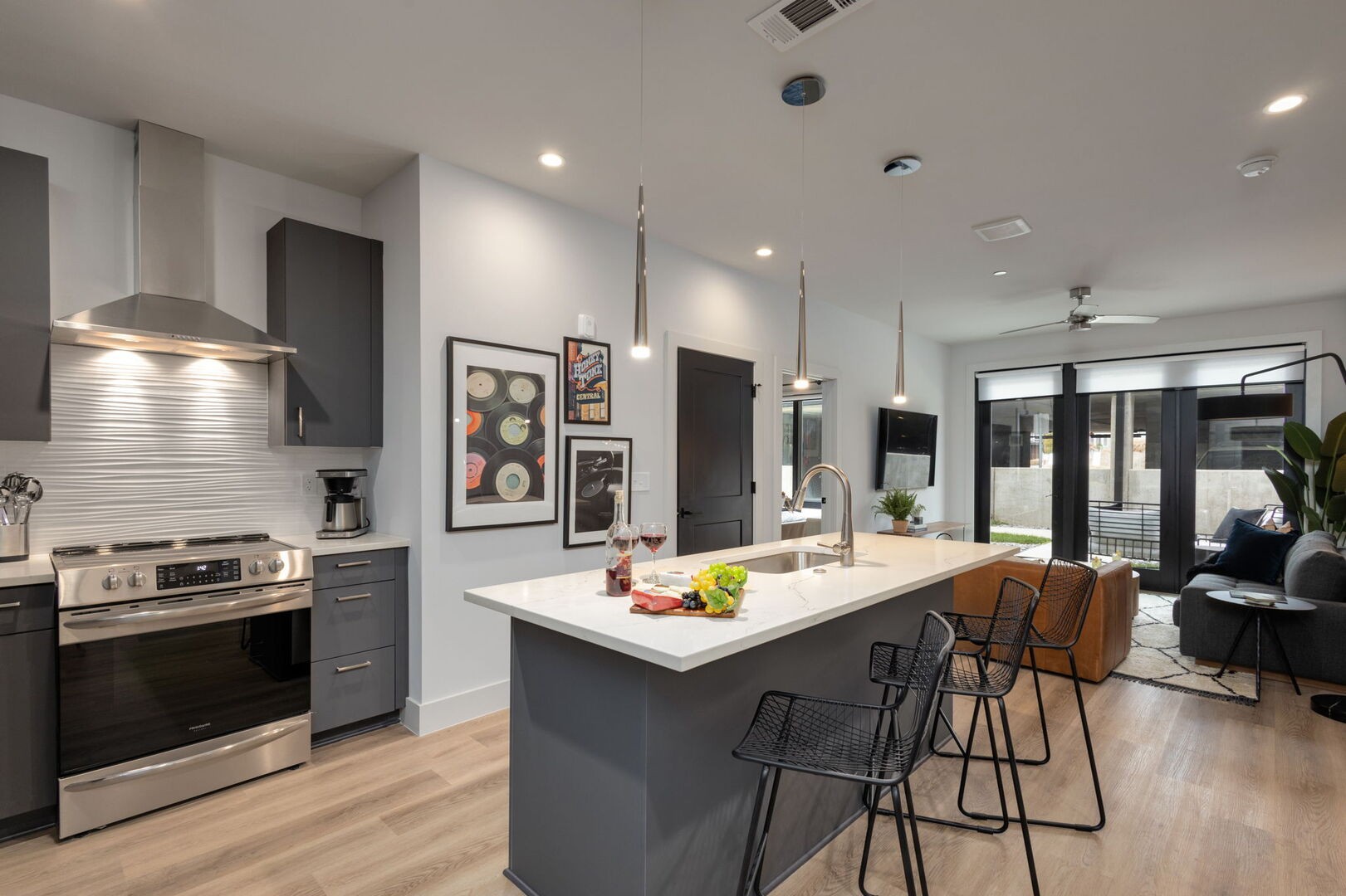 303 31st Ave, N Unit: 213