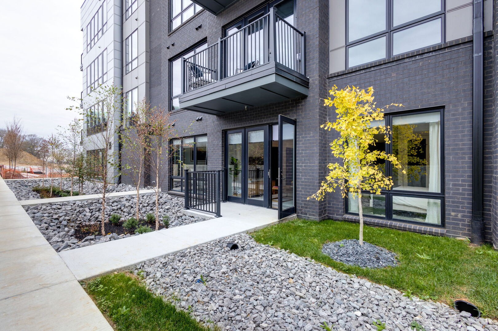 303 31st Ave, N Unit: 215