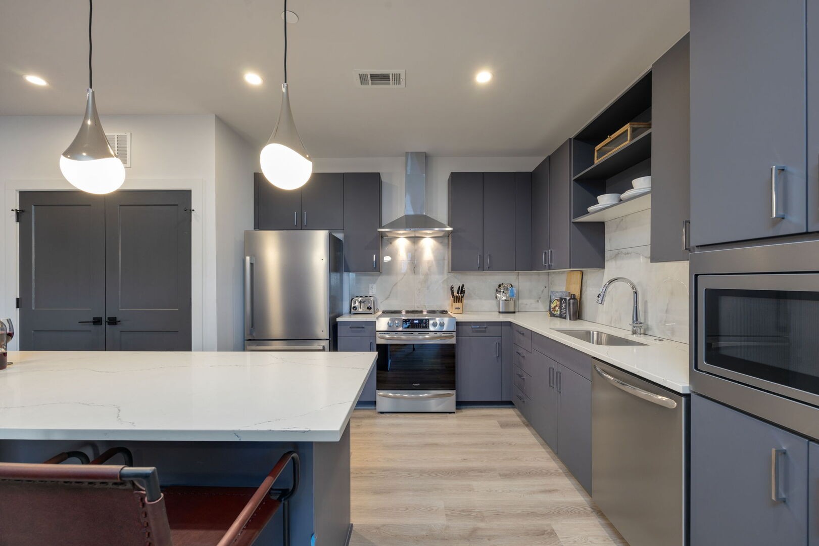 303 31st Ave, N Unit: 310