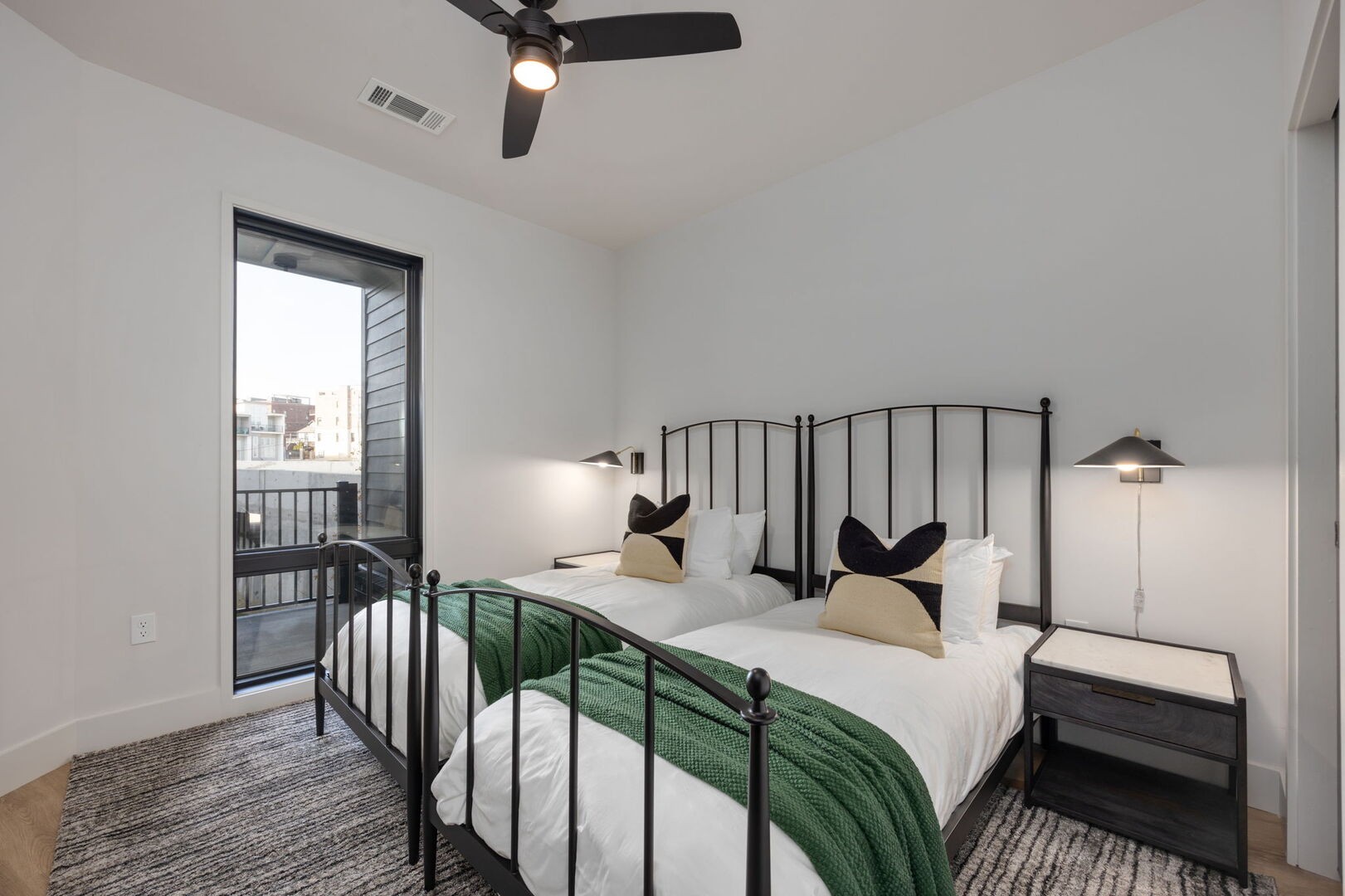 303 31st Ave, N Unit: 310