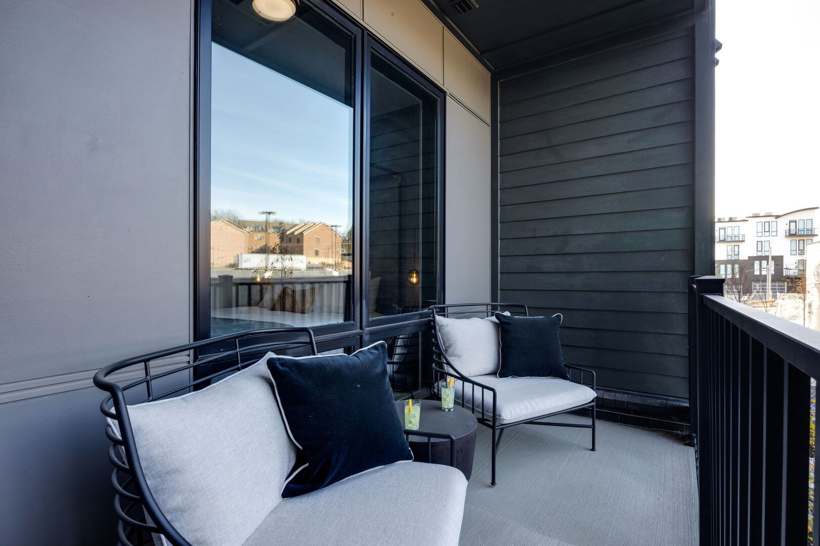 303 31st Ave, N Unit: 310