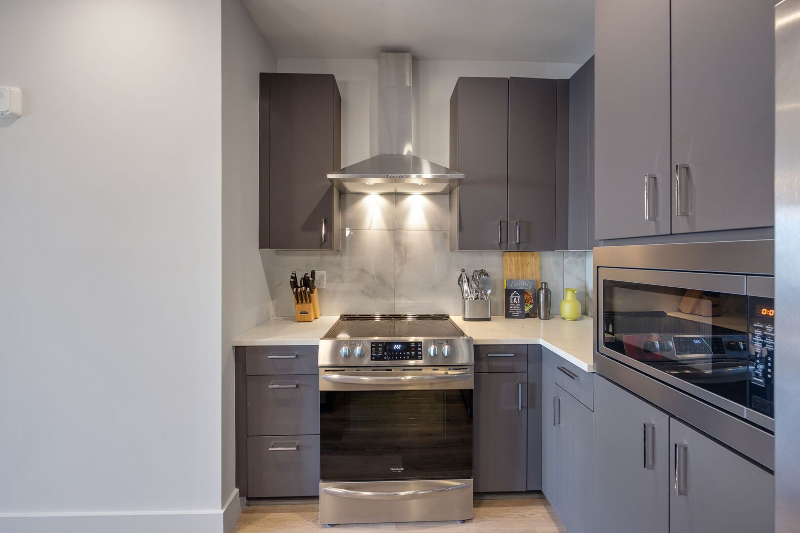 303 31st Ave, N Unit: 314