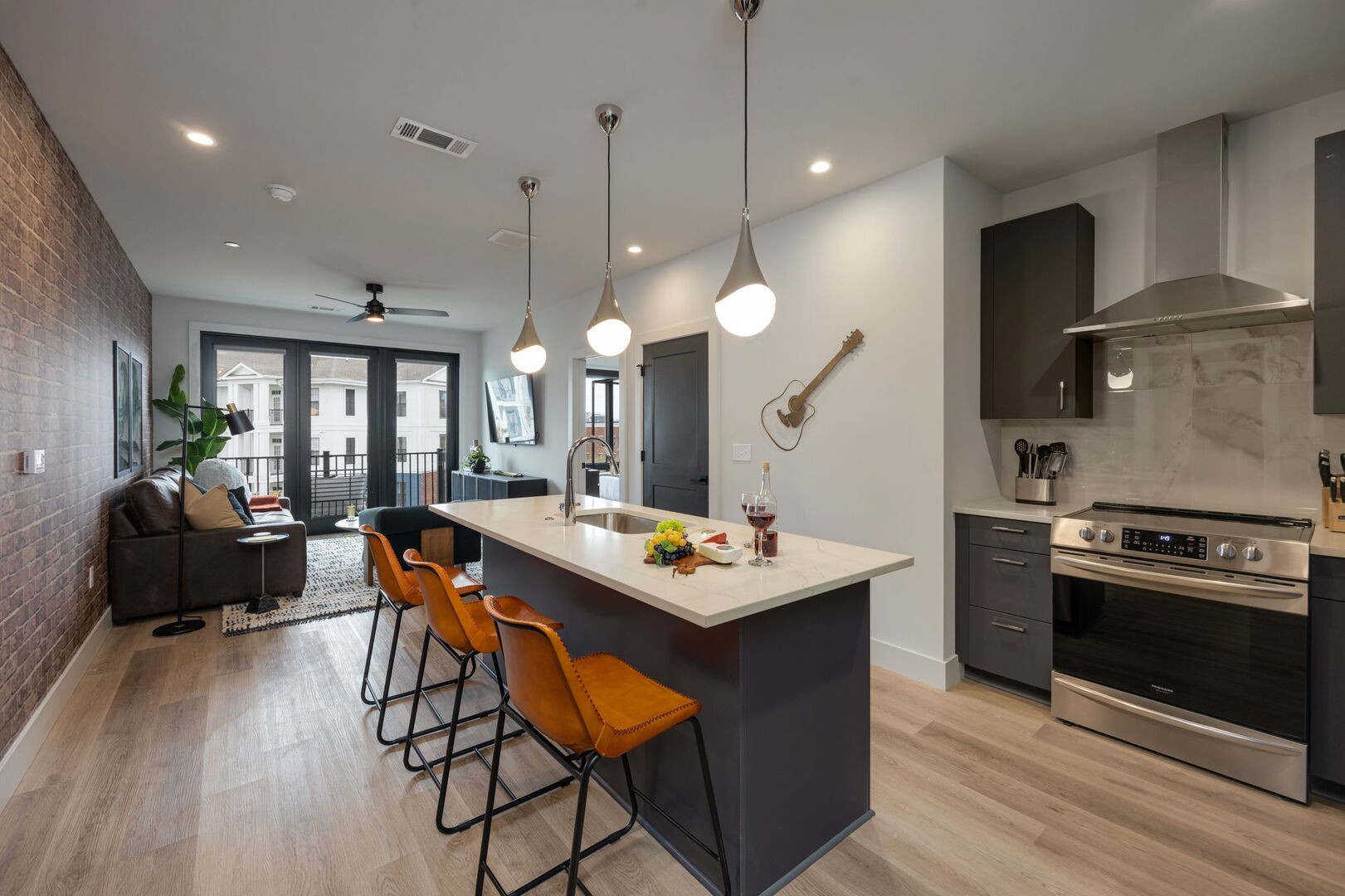 303 31st Ave, N Unit: 414