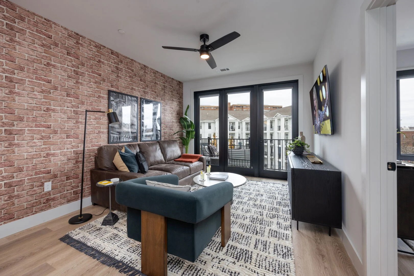 303 31st Ave, N Unit: 414