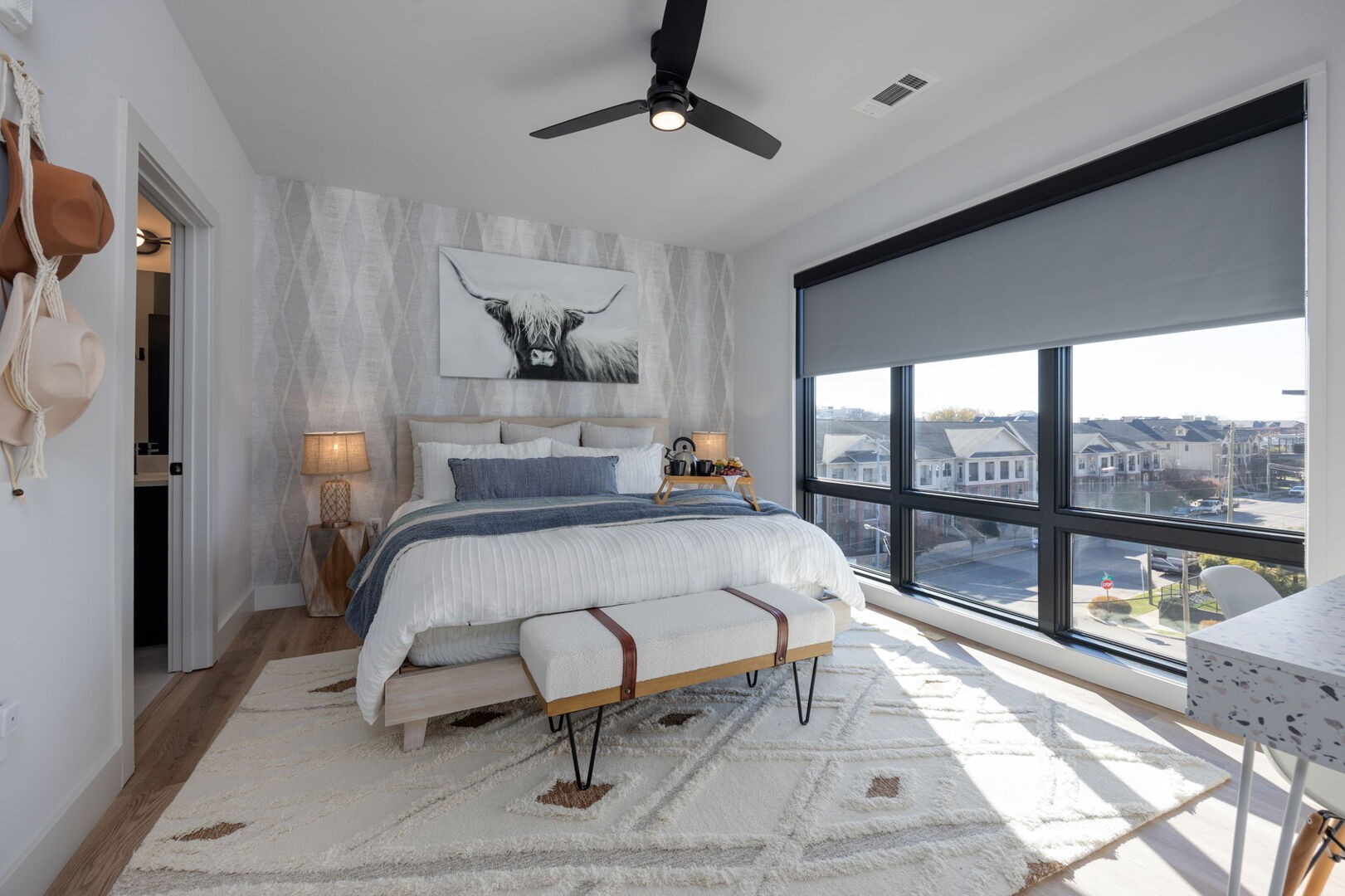 303 31st Ave, N Unit: 502