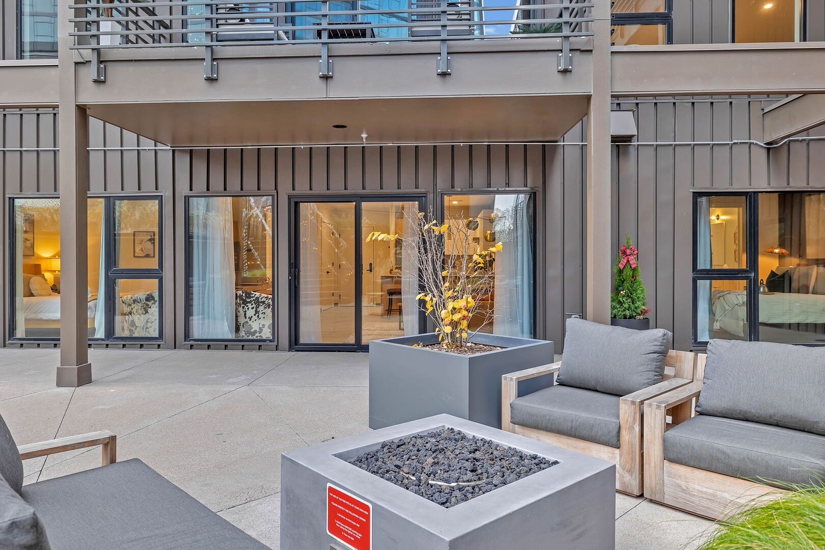 635 7th Ave, S Unit: 203