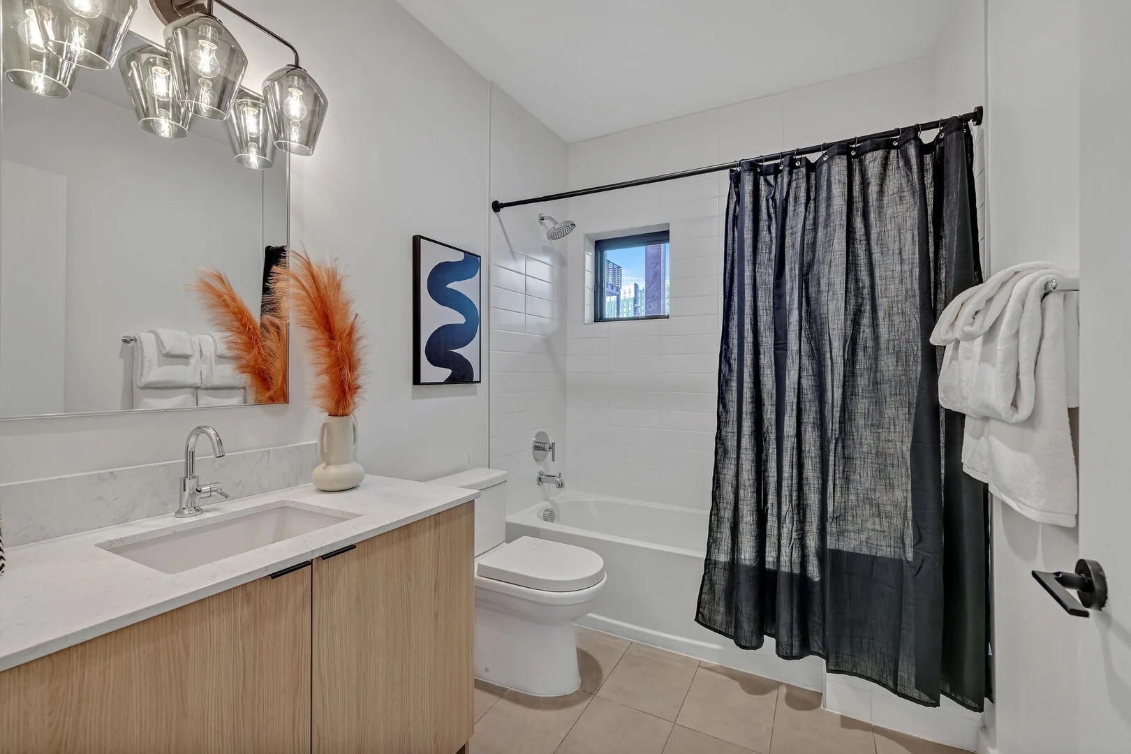 635 7th Ave, S Unit: 405