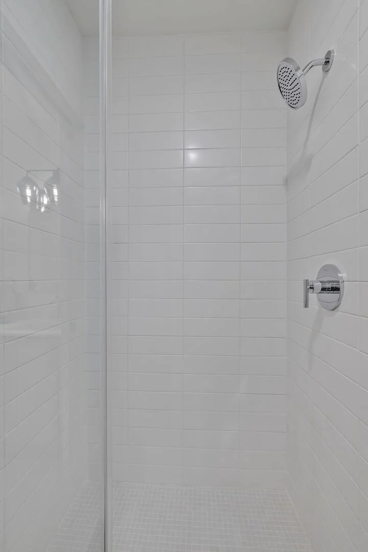 635 7th Ave, S Unit: 405