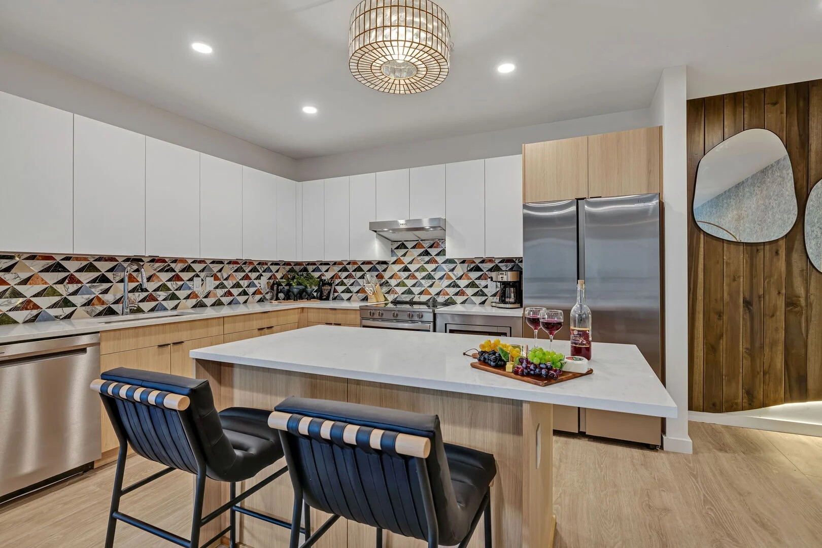 635 7th Ave, S Unit: 405