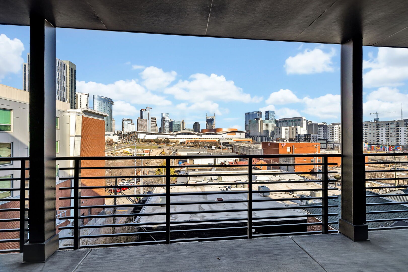 635 7th Ave, S Unit: 405