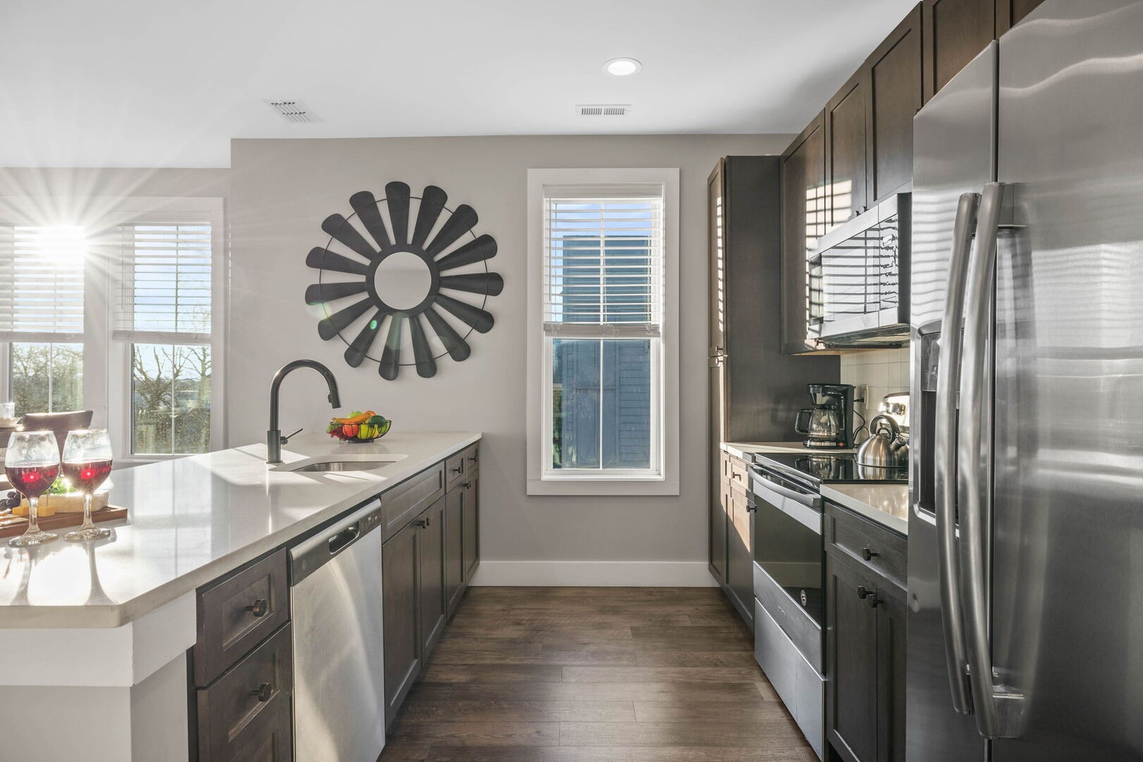 1077 E Trinity Ln Unit: 310
