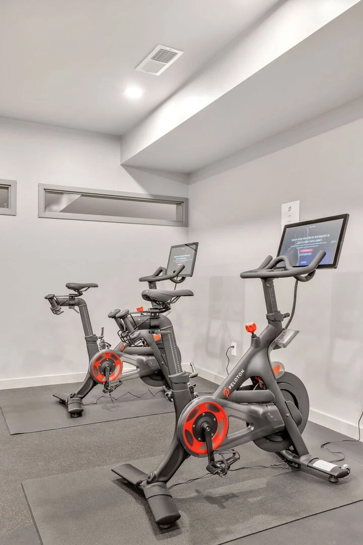 635 7th Ave, S Unit: 501