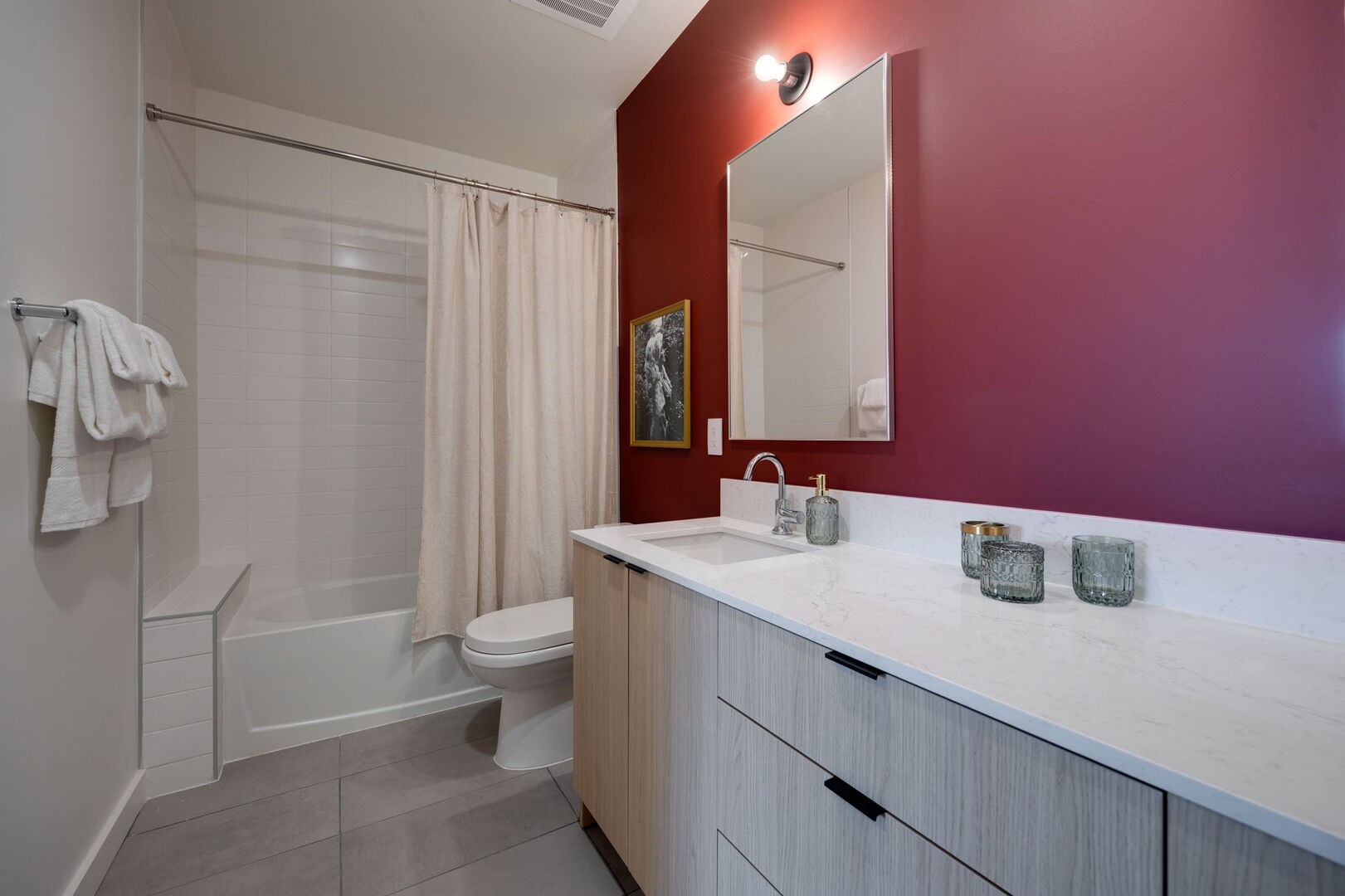 635 7th Ave, S Unit: 409
