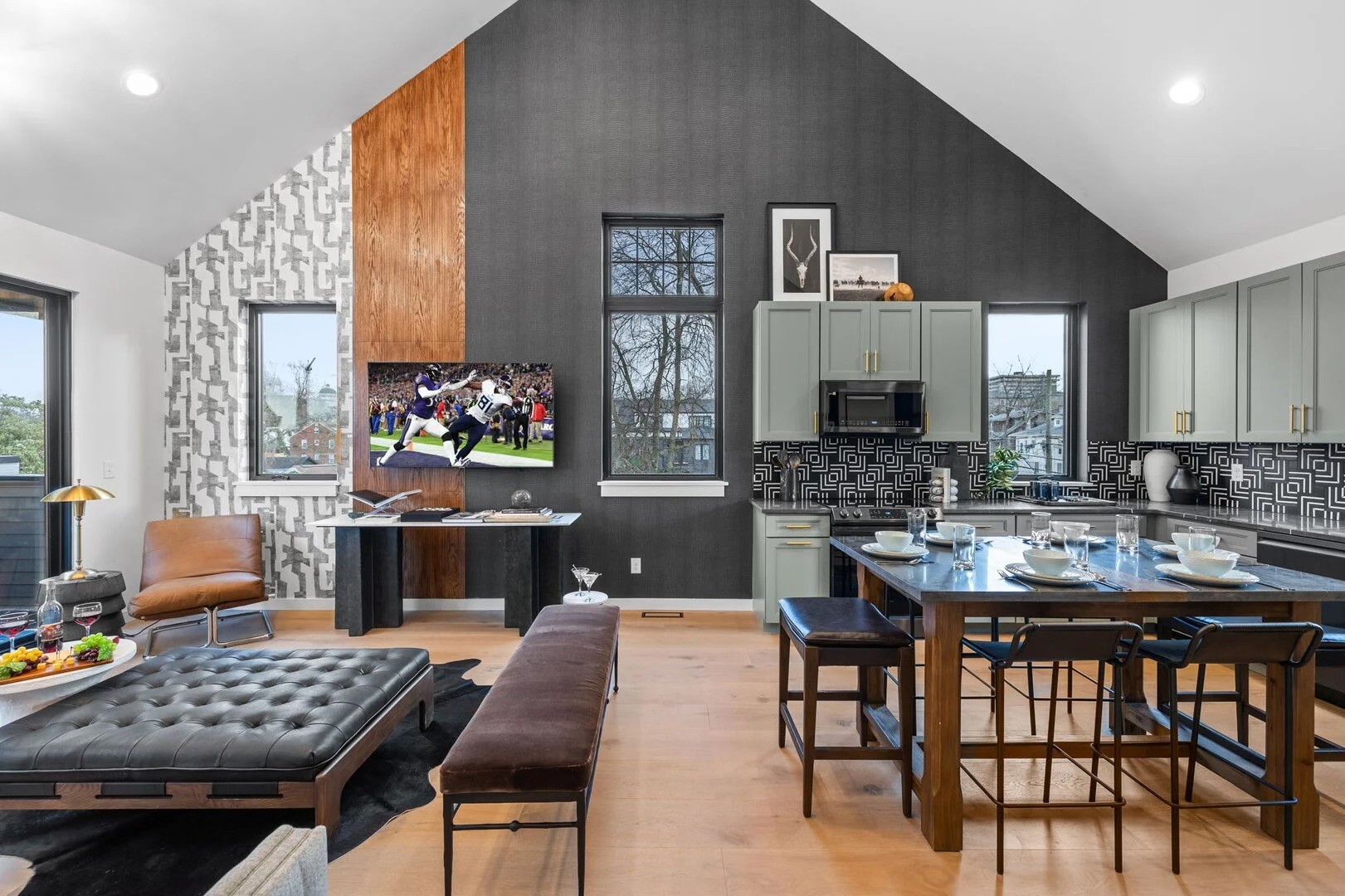 1501 16th Ave, S Unit: 5