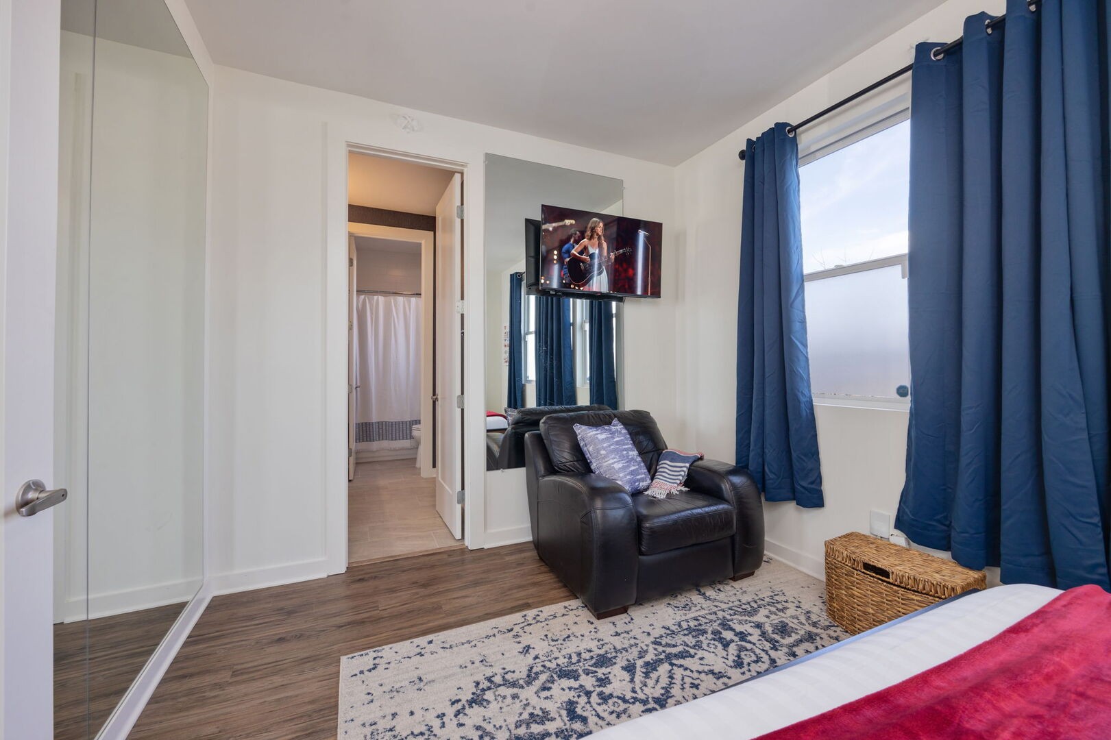 227 Oceola Ave Unit: 1
