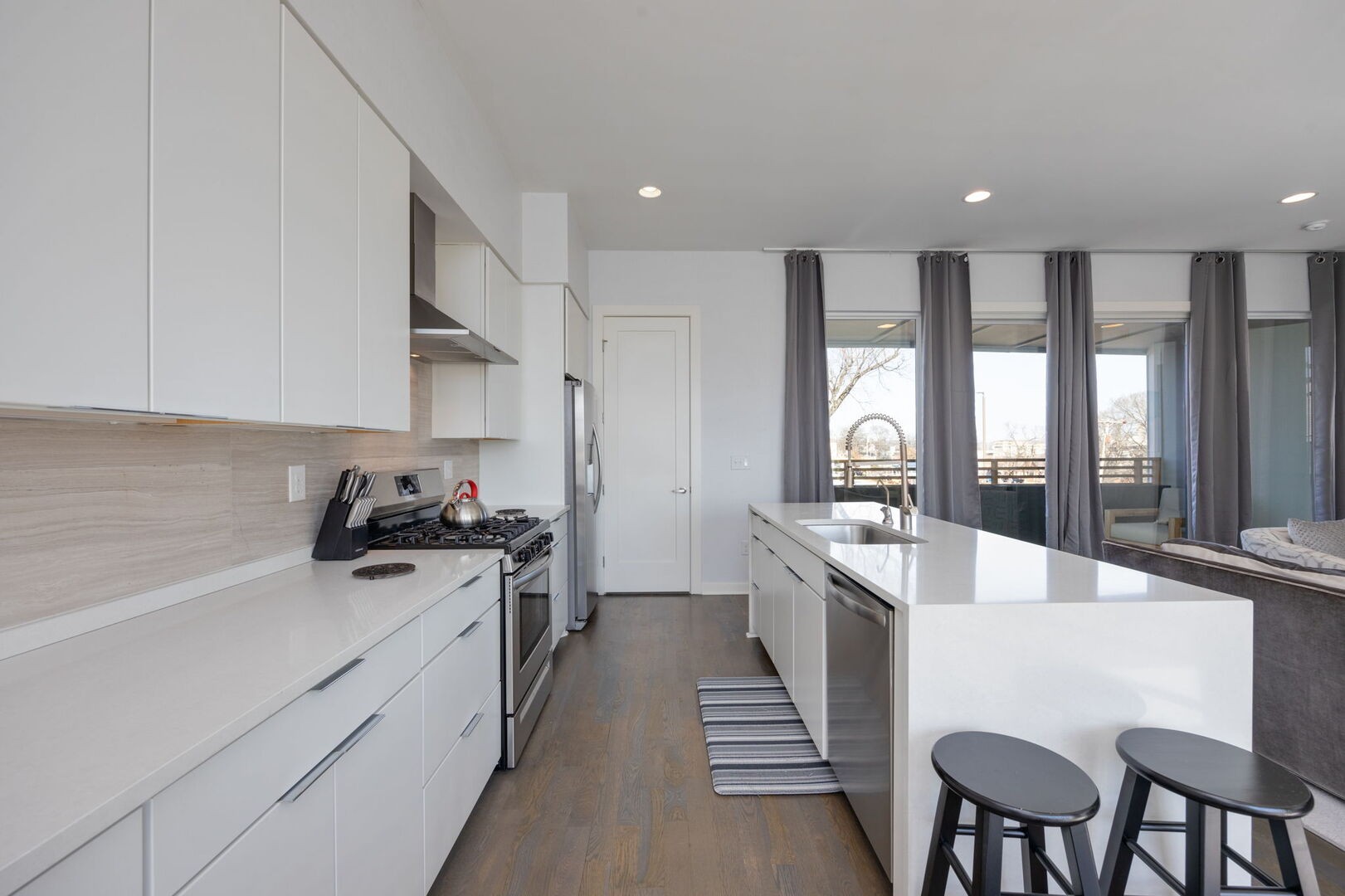 227 Oceola Ave Unit: 1