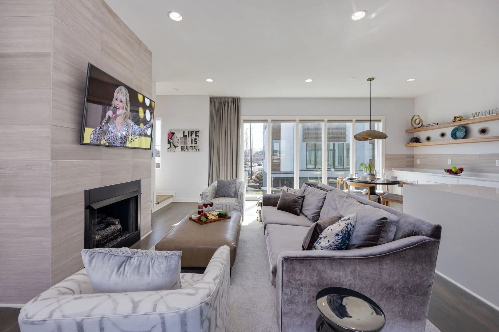 227 Oceola Ave Unit: 1