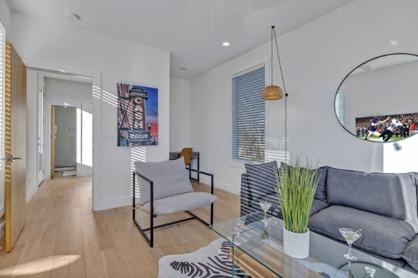 1106 Buchanan St Unit: E