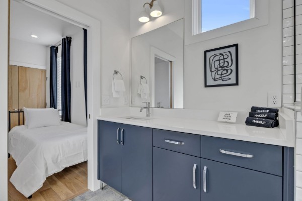 1106 Buchanan St Unit: E