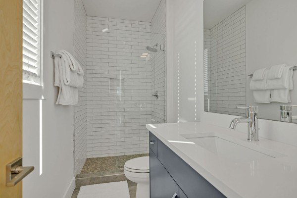 1106 Buchanan St Unit: E