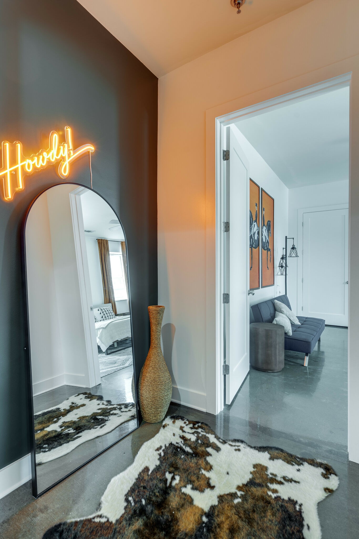 210 30th Ave, N Unit: 100