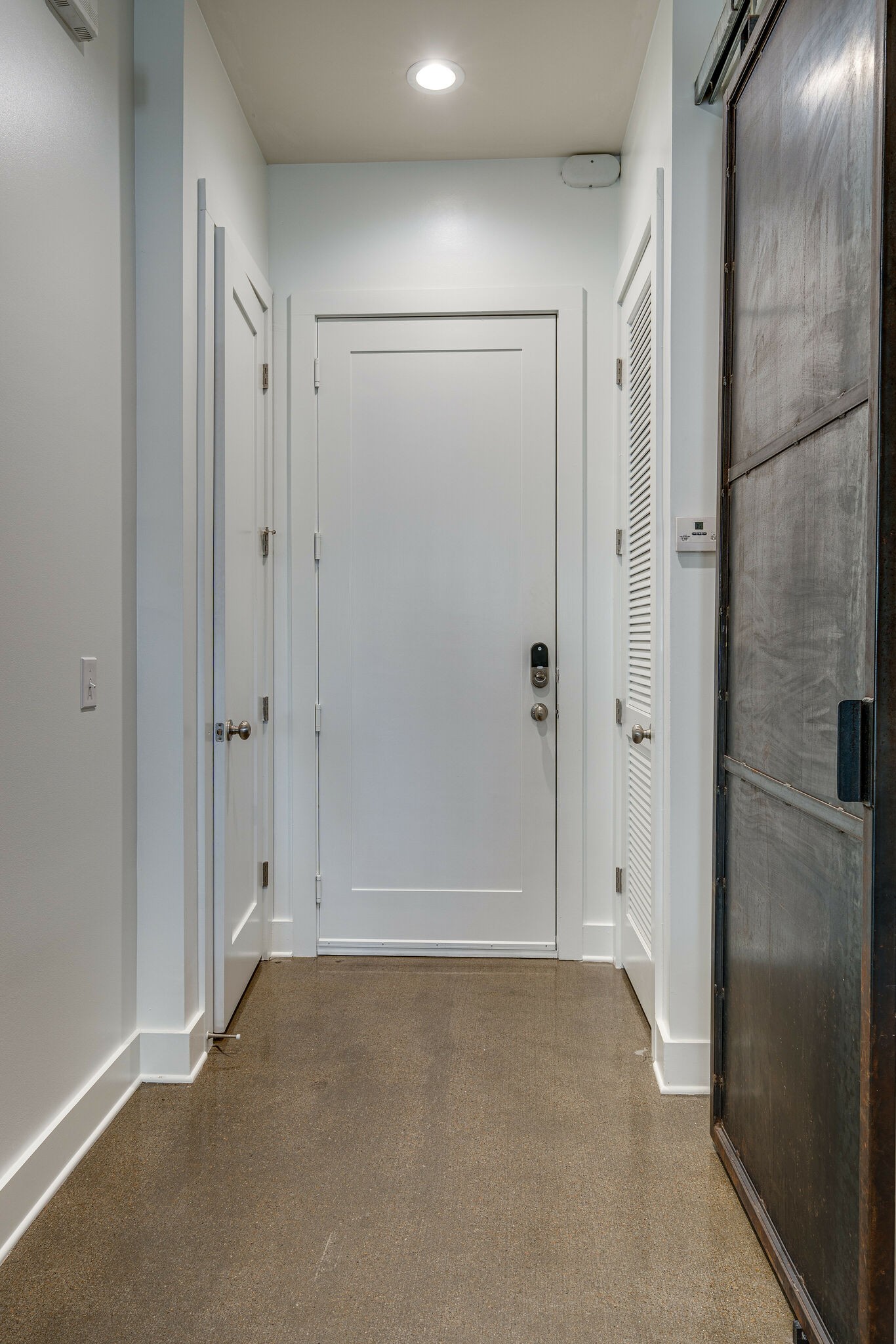 210 30th Ave, N Unit: 100