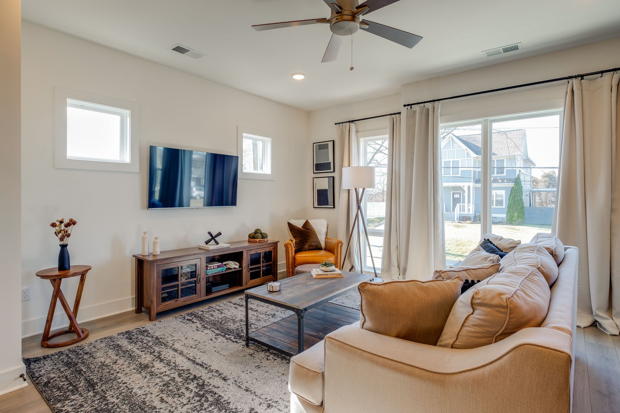 1519 Meridian St Unit: 1