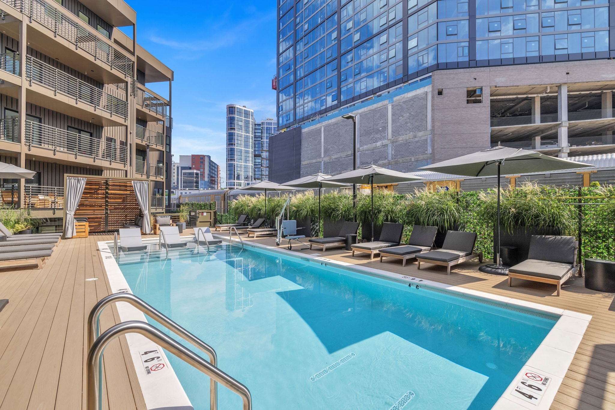 635 7th Ave, S Unit: 510