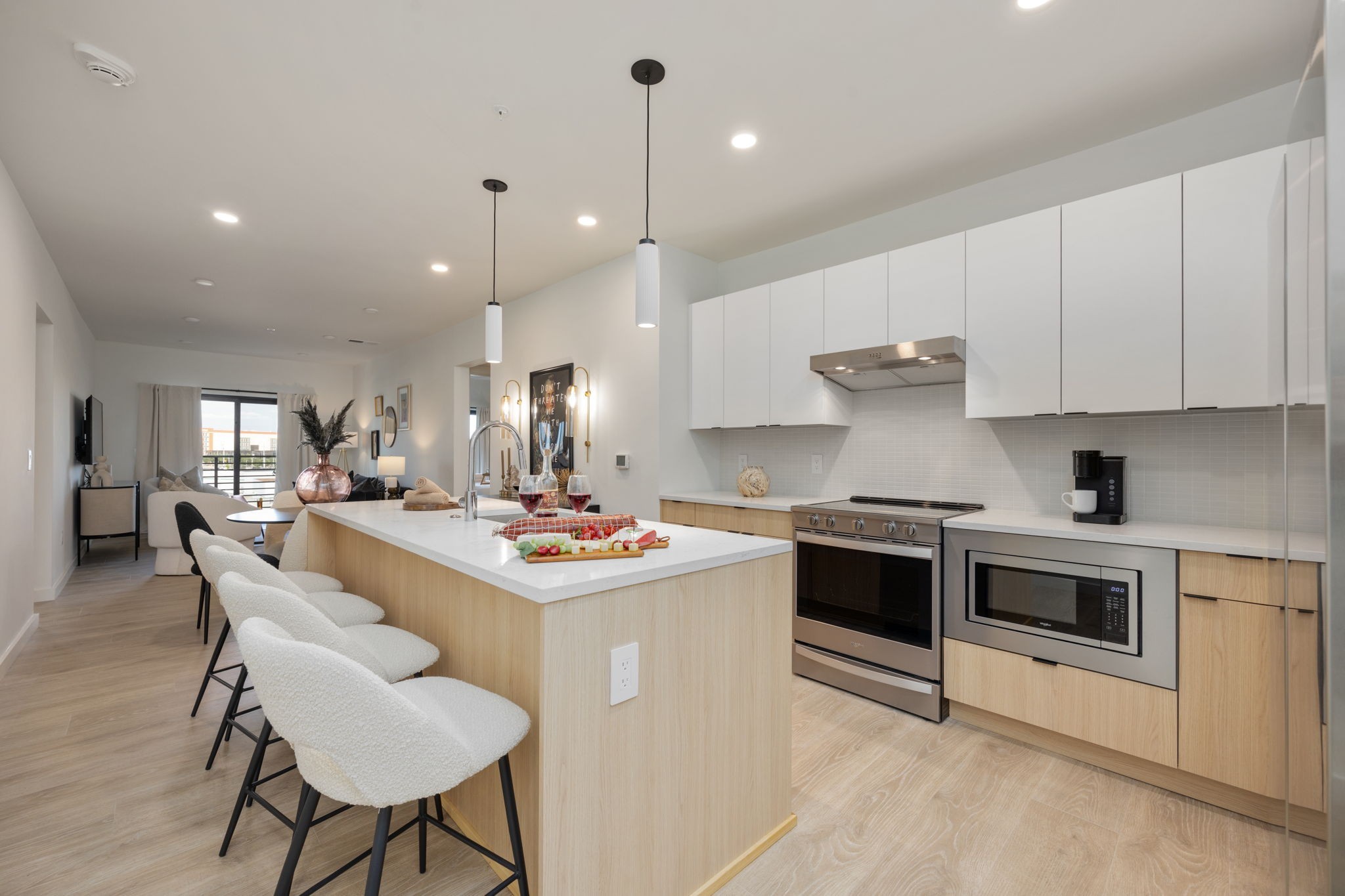 635 7th Ave, S Unit: 510
