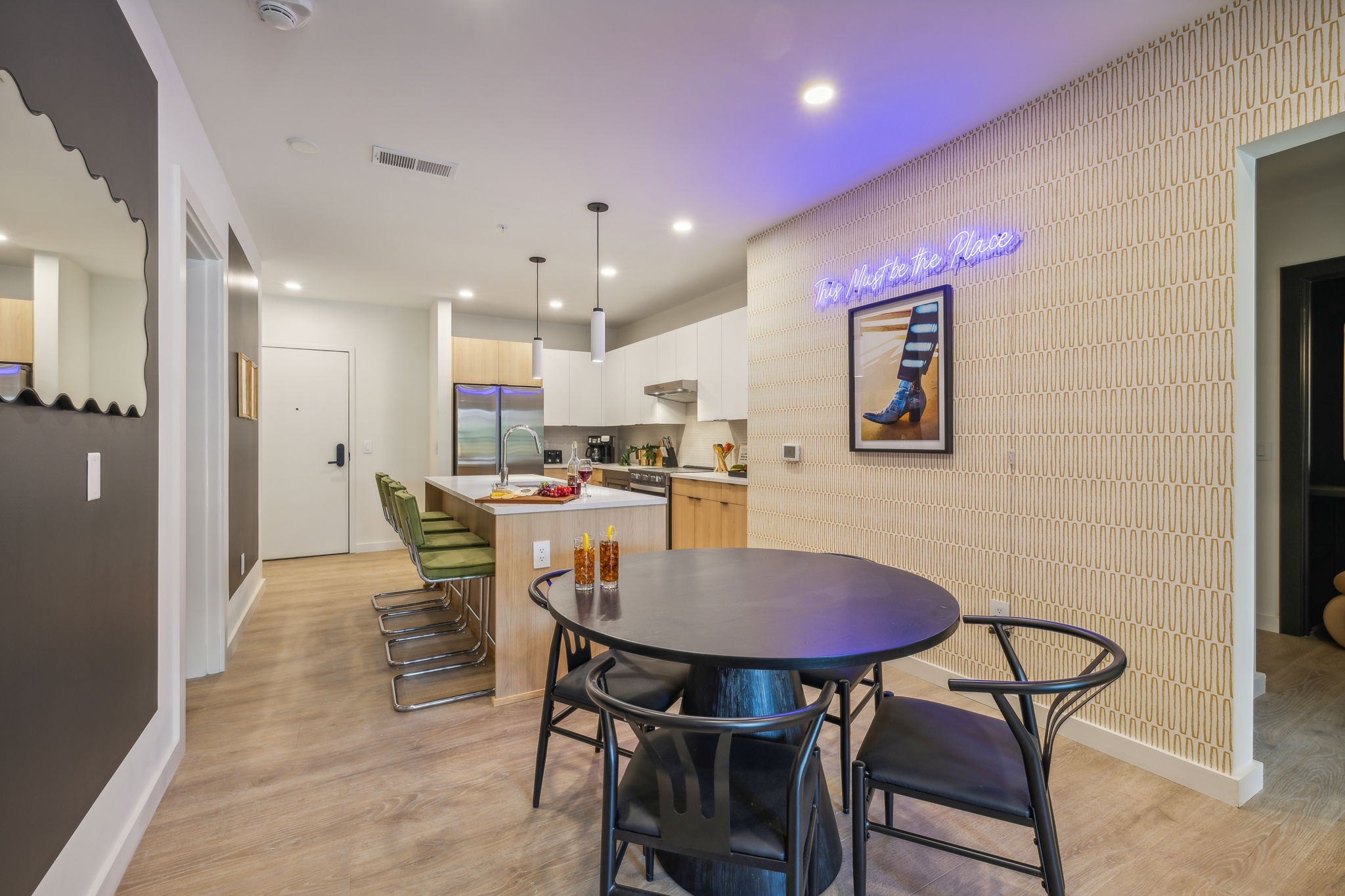 635 7th Ave, S Unit: 512