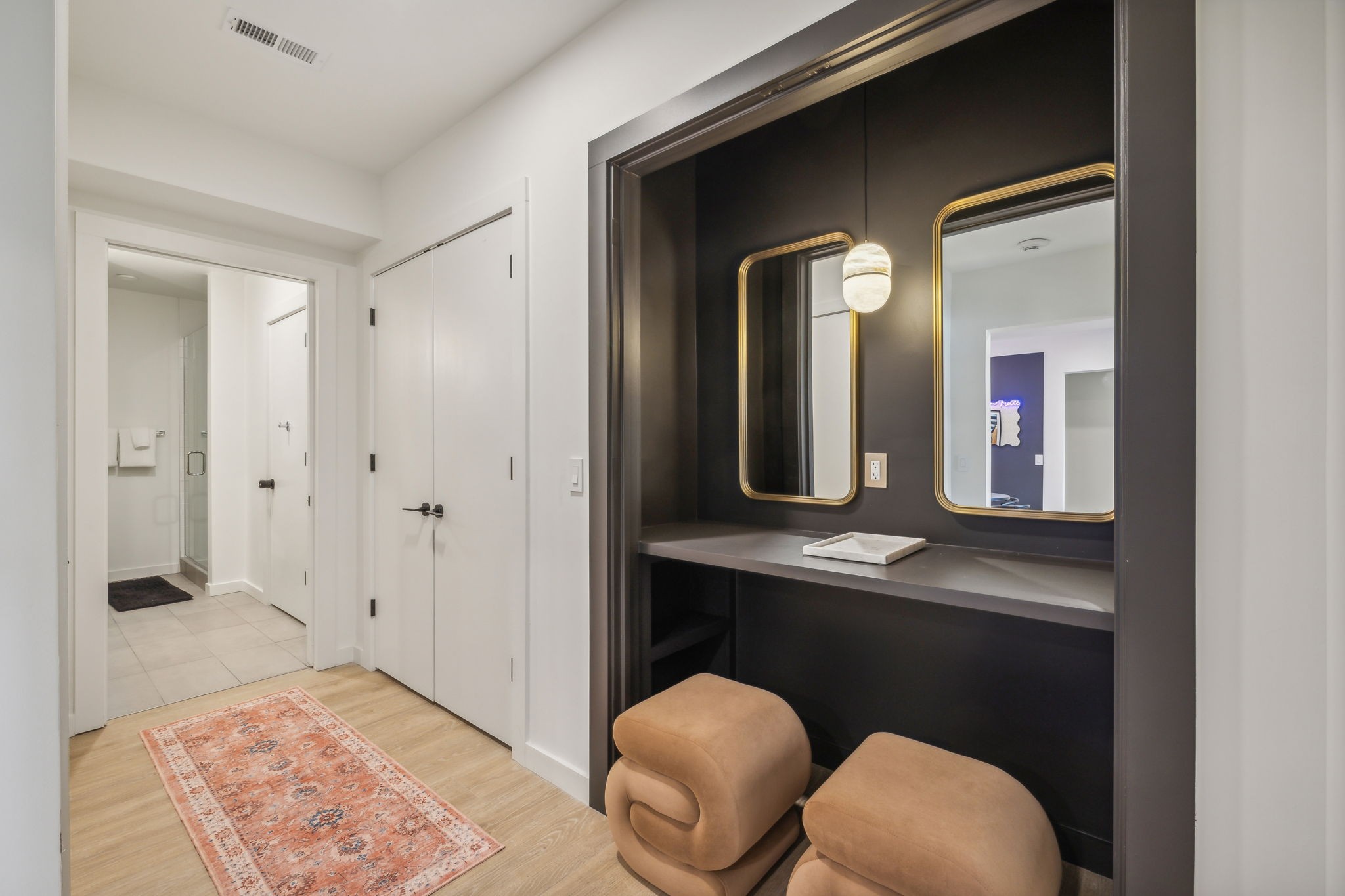 635 7th Ave, S Unit: 512
