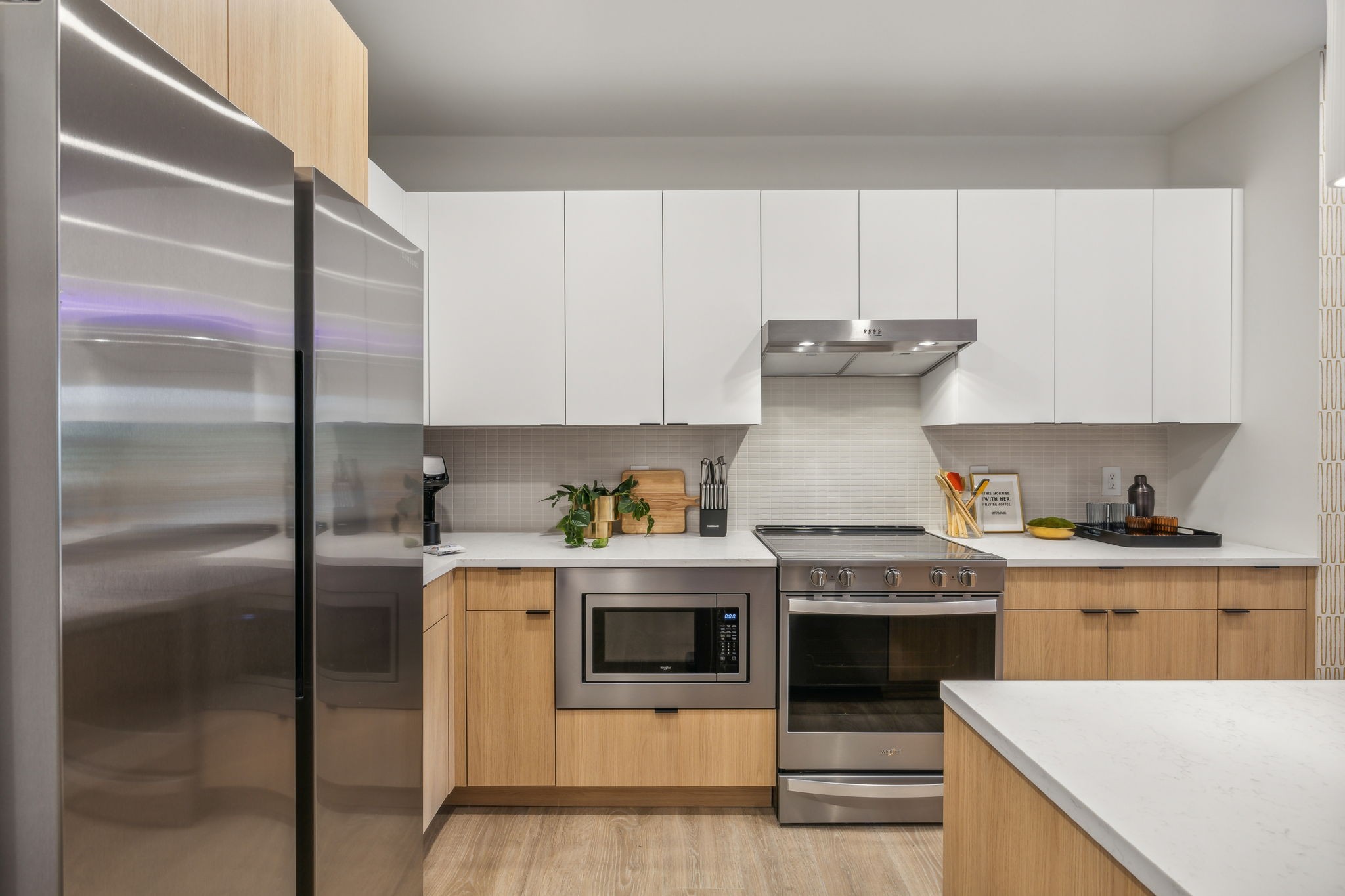 635 7th Ave, S Unit: 512