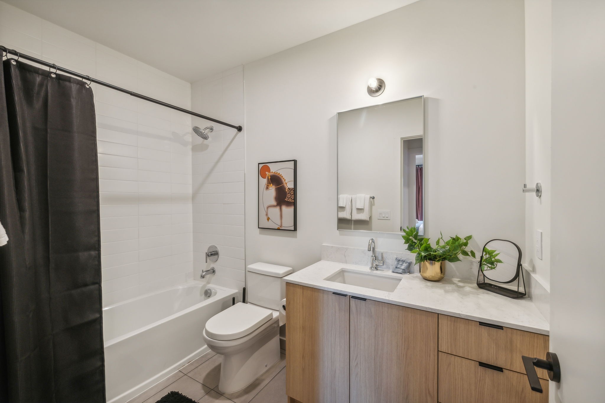 635 7th Ave, S Unit: 512