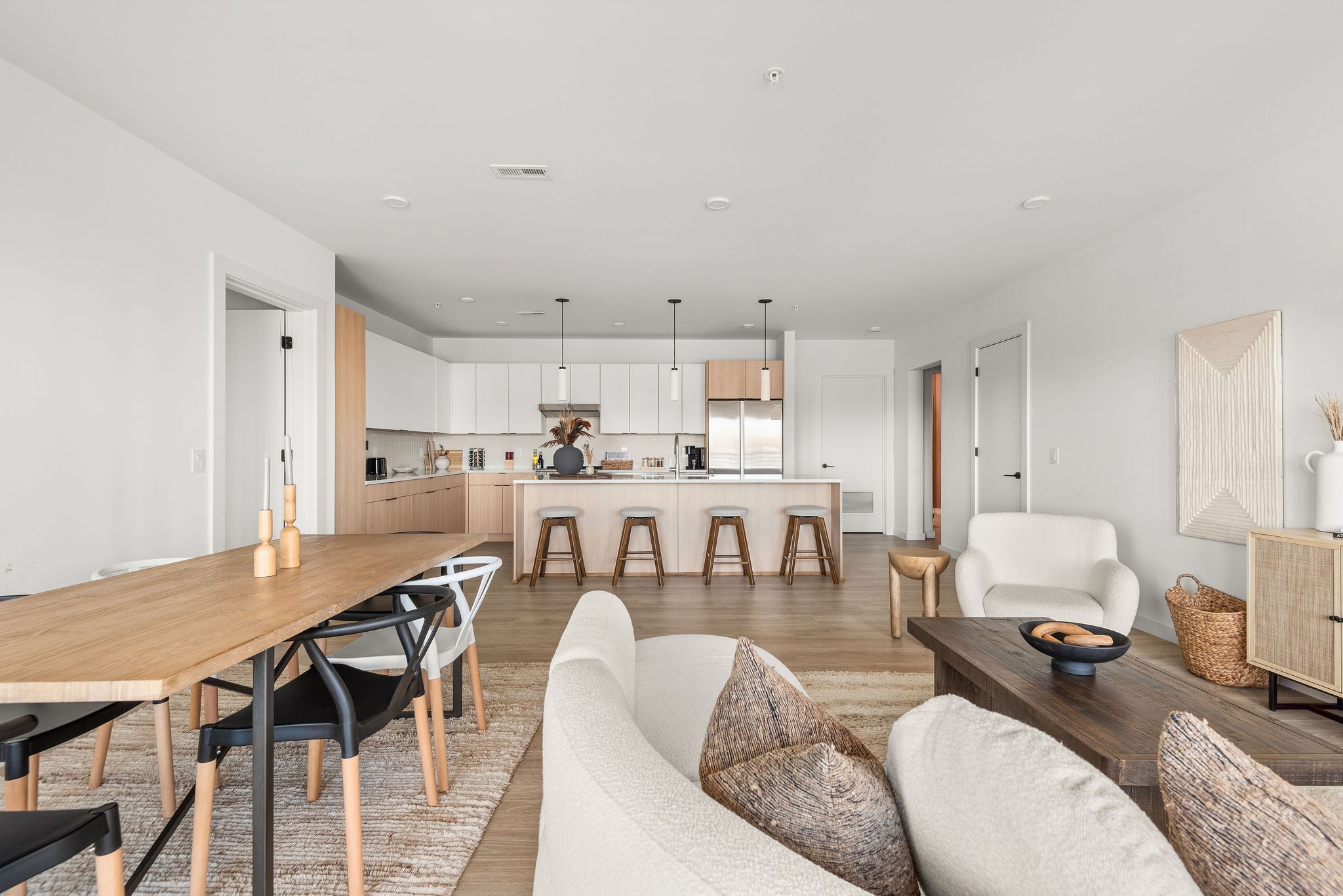 635 7th Ave, S Unit: 411