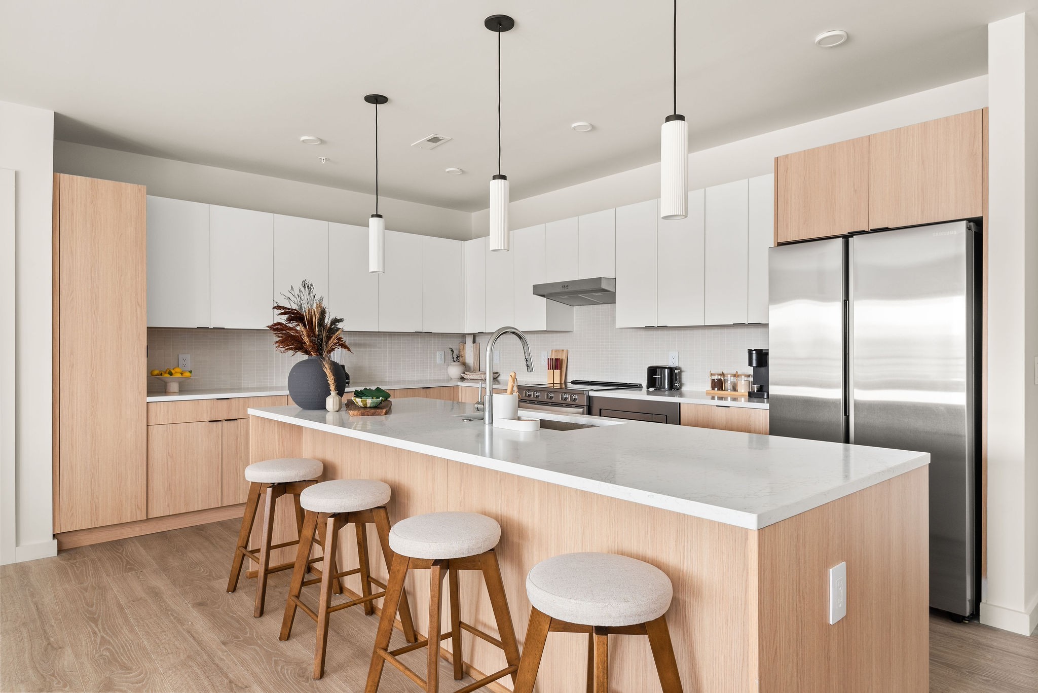 635 7th Ave, S Unit: 411